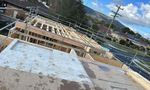 FIRST FLOOR EDGE PROTECTION